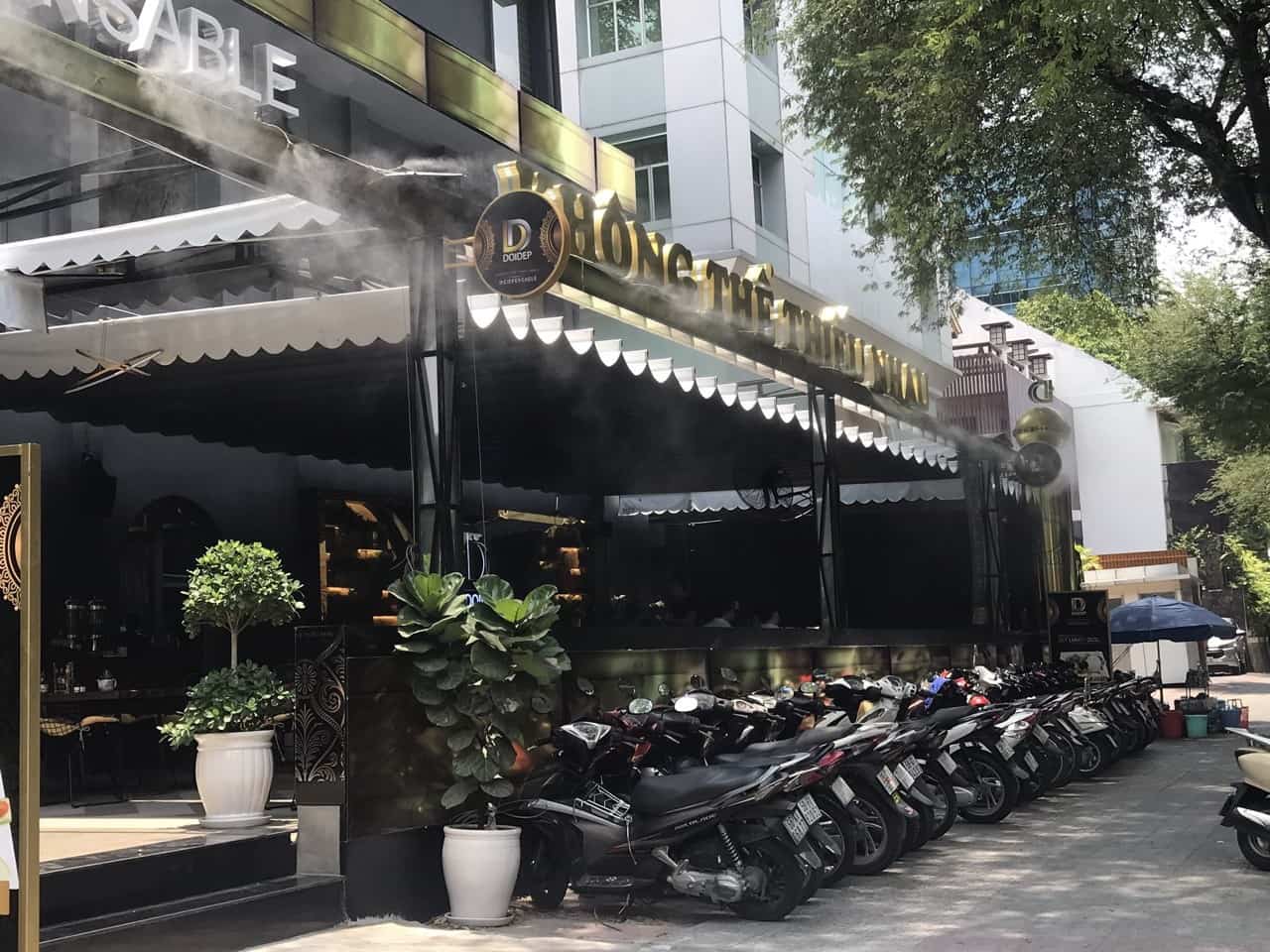 Mái Xếp Cho Quán Cafe